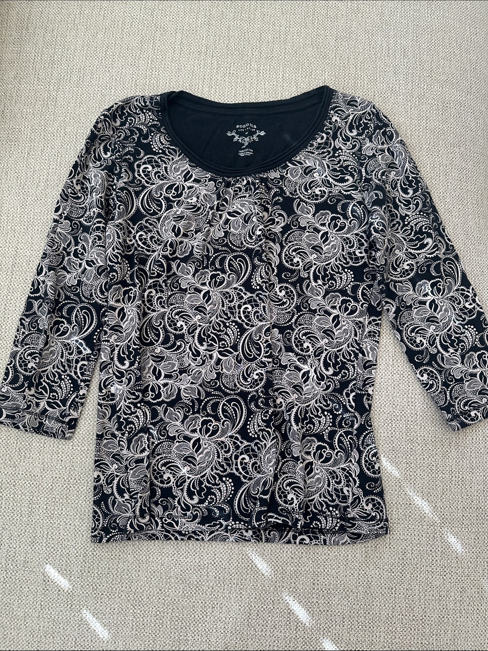 Sonoma Black and White Paisley Scoop Neck Long Sleeve Top